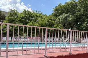 8411 NW 8th St, Miami, FL 33126 - Photo 24