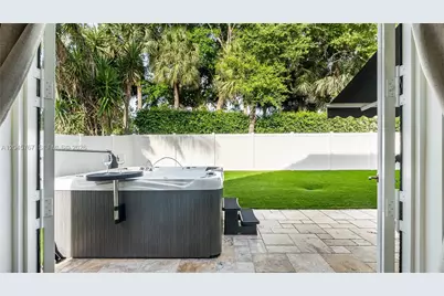 123 SW 164th Ave, Pembroke Pines, FL 33027 - Photo 30