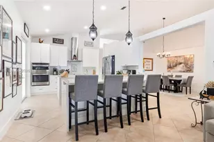 123 SW 164th Ave, Pembroke Pines, FL 33027 - Photo 10