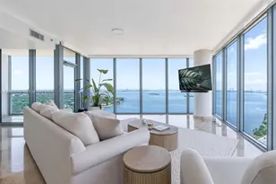 601 NE 36th St, Miami, FL 33137 - Photo 2