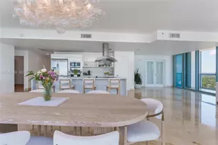 601 NE 36th St, Miami, FL 33137 - Photo 8