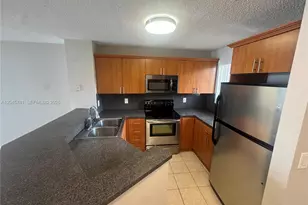 8750 N Sherman Cir, Miramar, FL 33025 - Photo 4