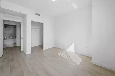 999 SW 1st Ave #2911, Miami, FL 33130 - Photo 8