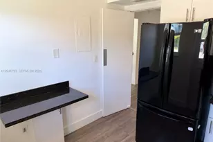 13215 NE 6th Ave, North Miami, FL 33161 - Photo 20