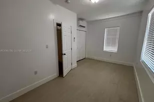 1051 NW 2nd St, Miami, FL 33128 - Photo 4