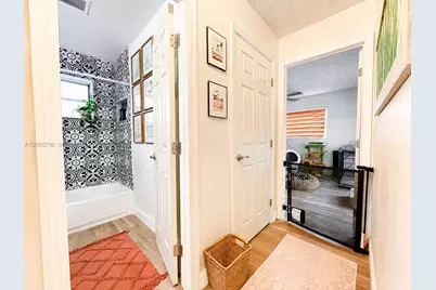 9160 NW 26th Pl, Sunrise, FL 33322 - Photo 32