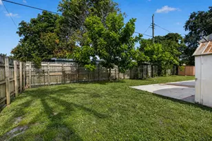 1300 N 70th Terrace, Hollywood, FL 33024 - Photo 32