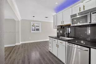1300 N 70th Terrace, Hollywood, FL 33024 - Photo 20