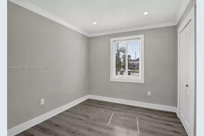 1300 N 70th Ter, Hollywood, FL 33024 - Photo 18