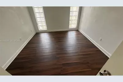 4848 NW 24th Ct #416, Lauderdale Lakes, FL 33313 - Photo 6