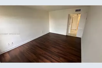 4848 NW 24th Ct #416, Lauderdale Lakes, FL 33313 - Photo 10
