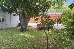 1445 NE 174th St, North Miami Beach, FL 33162 - Photo 58