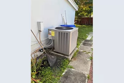 1445 NE 174th St, North Miami Beach, FL 33162 - Photo 16