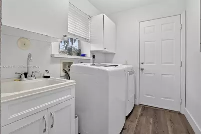 981 Waterside Cir, Weston, FL 33327 - Photo 52