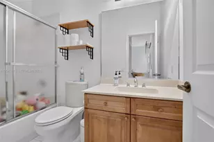 981 Waterside Cir, Weston, FL 33327 - Photo 40