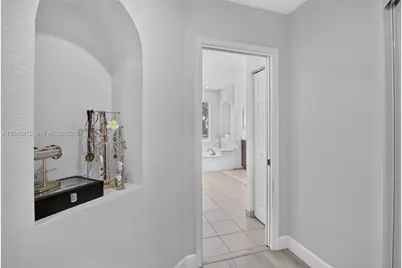 981 Waterside Cir, Weston, FL 33327 - Photo 34