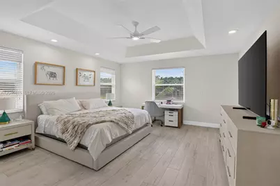 981 Waterside Cir, Weston, FL 33327 - Photo 24