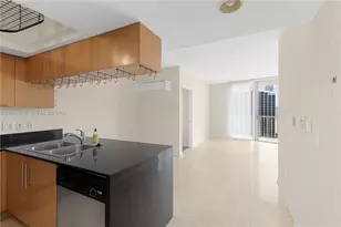 1750 N Bayshore Dr, Miami, FL 33132 - Photo 4