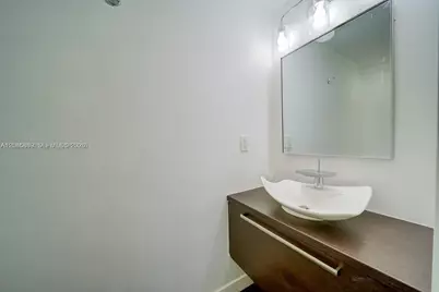 1568 Pennsylvania #325, Miami Beach, FL 33139 - Photo 16