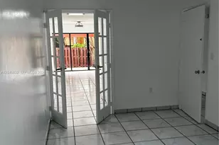301 W Park Dr, Miami, FL 33172 - Photo 14
