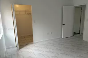 301 W Park Dr, Miami, FL 33172 - Photo 20