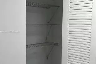 301 W Park Dr, Miami, FL 33172 - Photo 16