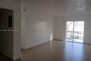 18100 Atlantic Blvd, Sunny Isles Beach, FL 33160 - Photo 4