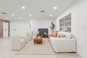 18103 SW 93rd Ave, Palmetto Bay, FL 33157 - Photo 8
