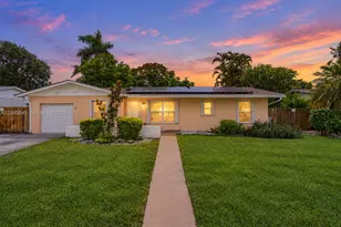 18103 SW 93rd Ave, Palmetto Bay, FL 33157 - Photo 2