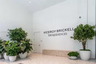 77 SE 5th St, Miami, FL 33131 - Photo 28