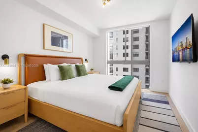 11 NE 6th St #1712, Miami, FL 33132 - Photo 2
