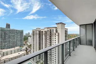 55 SW 9th St, Miami, FL 33130 - Photo 4