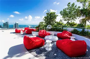 55 SW 9th St, Miami, FL 33130 - Photo 38