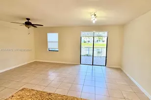 8965 NW 98th Ave, Doral, FL 33178 - Photo 12