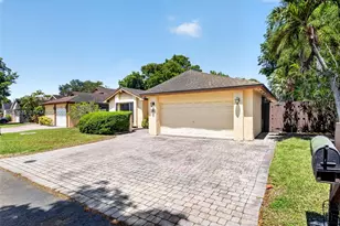 5212 SW 151st Pl, Miami, FL 33185 - Photo 2