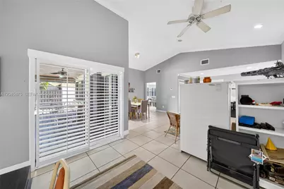 5212 SW 151st Pl, Miami, FL 33185 - Photo 8