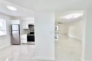 842 NW 92nd Ave, Plantation, FL 33324 - Photo 10