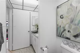 9930 S Belfort Cir, Tamarac, FL 33321 - Photo 24