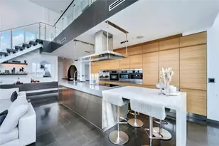 888 Biscayne Blvd, Miami, FL 33132 - Photo 4