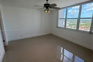 2201 S Ocean Dr, Hollywood, FL 33019 - Photo 20