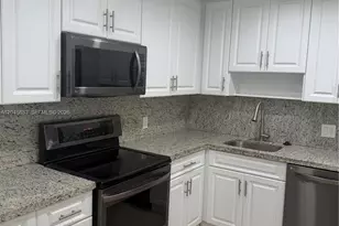 2201 S Ocean Dr, Hollywood, FL 33019 - Photo 14