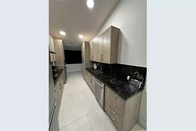 3345 Emerald Oaks Dr #106, Hollywood, FL 33021 - Photo 14