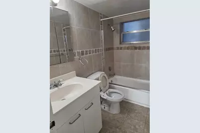 7900 Tatum Waterway Dr #304, Miami Beach, FL 33141 - Photo 6