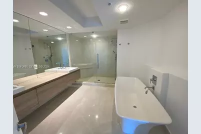 [Address not provided], North Miami Beach, FL 33160 - Photo 16