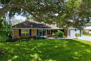 465 11th Ave, Vero Beach, FL 32962 - Photo 1