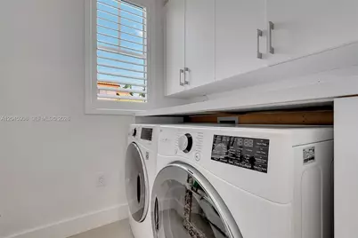 3406 Ponce De Leon Blvd, Coral Gables, FL 33134 - Photo 12