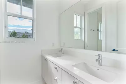 3406 Ponce De Leon Blvd, Coral Gables, FL 33134 - Photo 12