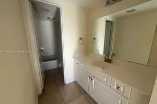 5112 NW 79th Ave, Doral, FL 33166 - Photo 8