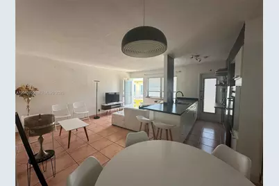 8101 Abbott Ave #17, Miami Beach, FL 33141 - Photo 6