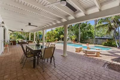 16564 SW 153rd Ct, Miami, FL 33187 - Photo 12